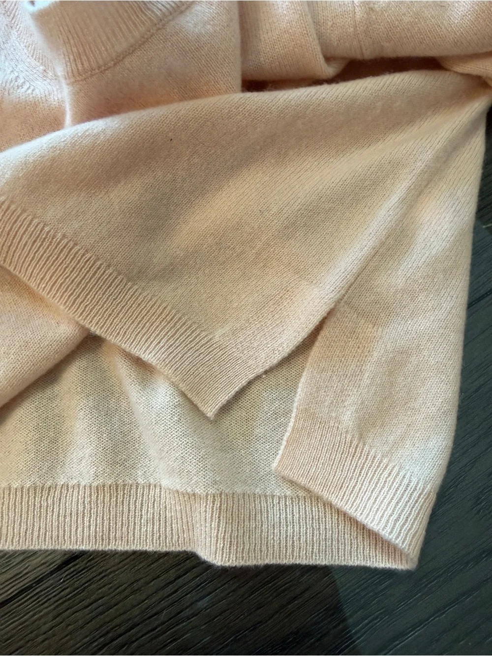 J.Crew 100% Cashmere Peach Crew Neck Sweater Size Small 25594
